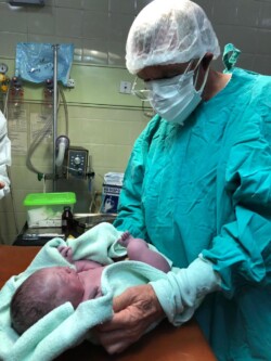 Dr. Osvaldo Azpilicueta y sus pacientes